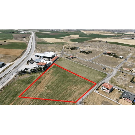 Ankara, Gölbaşı, Oyaca, 121637 Ada, 76 Parsel, 5.750.000 TL