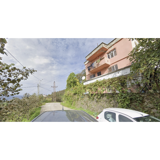 Giresun, Merkez, Kemaliye de 3 Katlı Bina ve Arsası, 2.500.000 TL