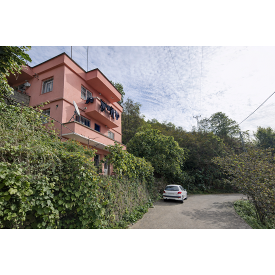 Giresun, Merkez, Kemaliye de 3 Katlı Bina ve Arsası, 2.500.000 TL